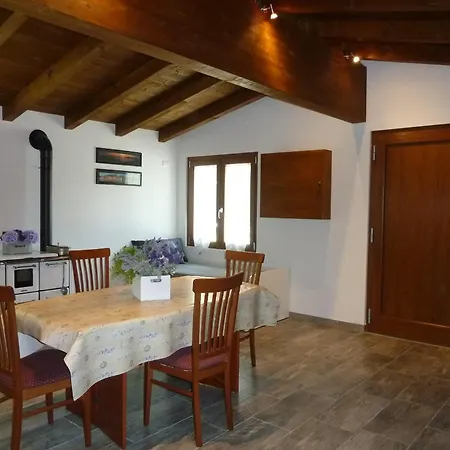 Giorgia Villa *